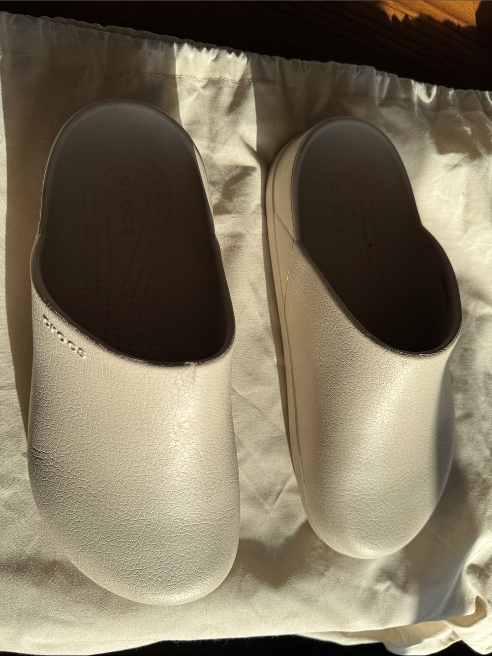 CROCS White Slip-On Clog mules